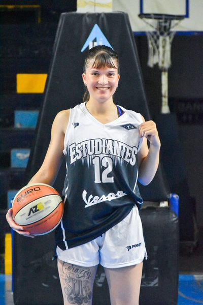 Candelaria Lauman
